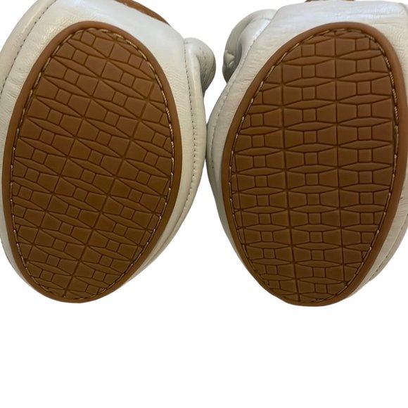 Kate Spade Cream Flats with Silver Embroidery - Picture 4 of 7